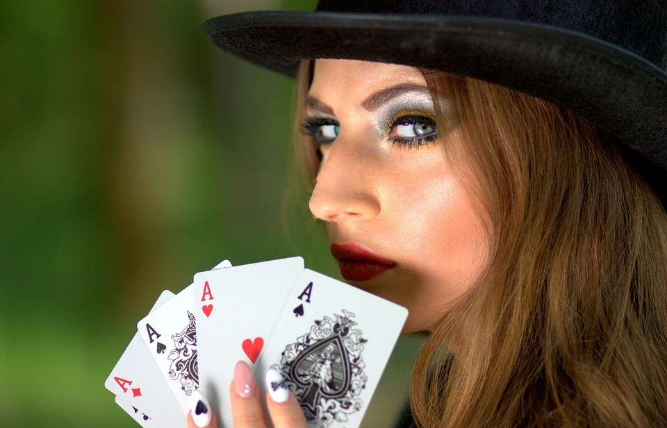 How to attract gamblers to online casinos