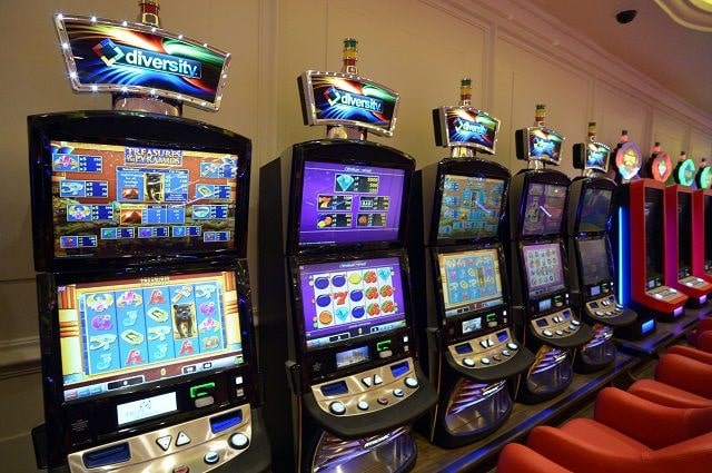 Ігрові автомати у наземному казино